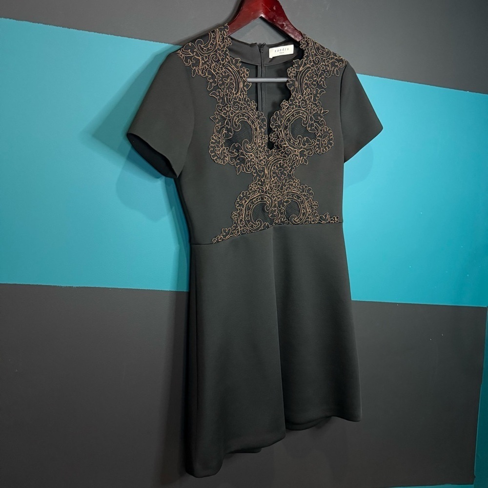Sandro Black Dress with Embroidery R4937H-20 size Small Preppy Quiet Luxury - Picture 5 of 16